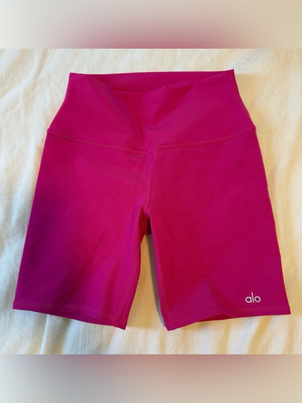 ALO Yoga Pink Biker Shorts - 7”